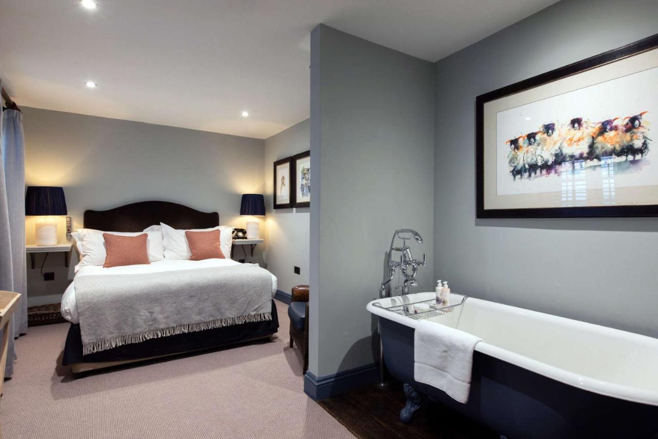 The Wheatsheaf Inn Bourton-on-the-Water Extérieur photo