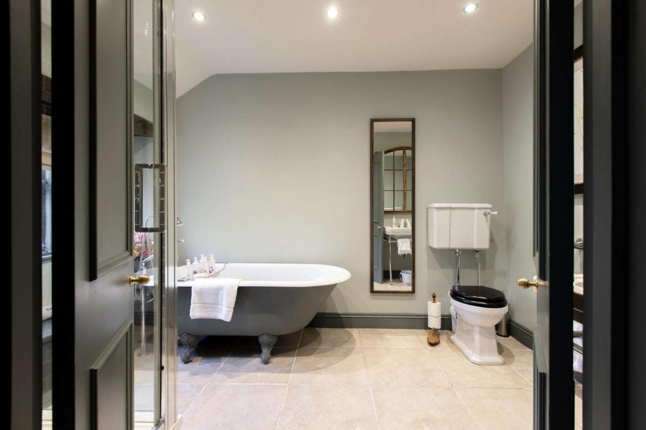 The Wheatsheaf Inn Bourton-on-the-Water Extérieur photo