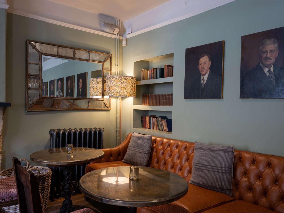 The Wheatsheaf Inn Bourton-on-the-Water Extérieur photo