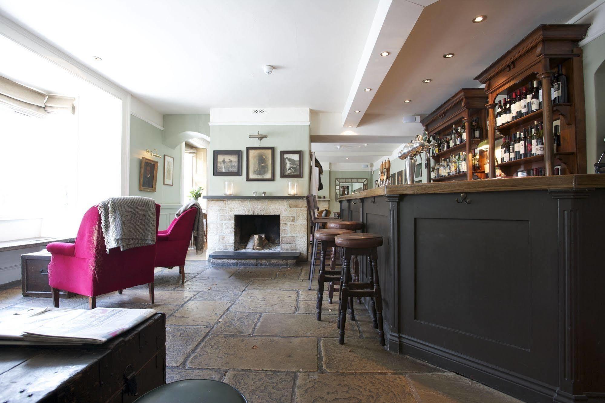 The Wheatsheaf Inn Bourton-on-the-Water Extérieur photo