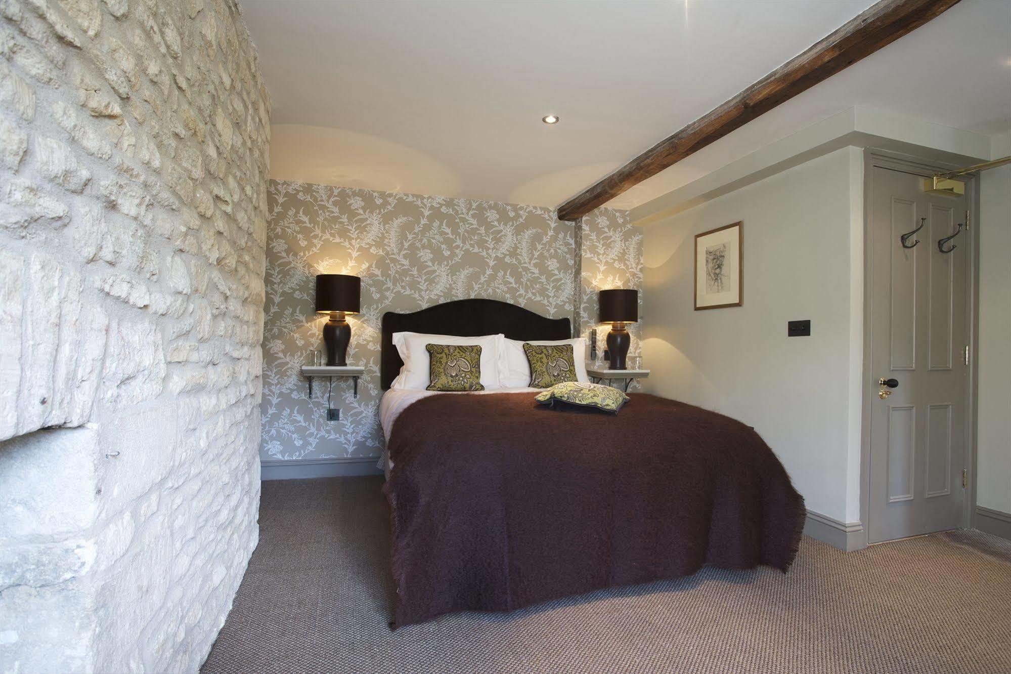 The Wheatsheaf Inn Bourton-on-the-Water Extérieur photo