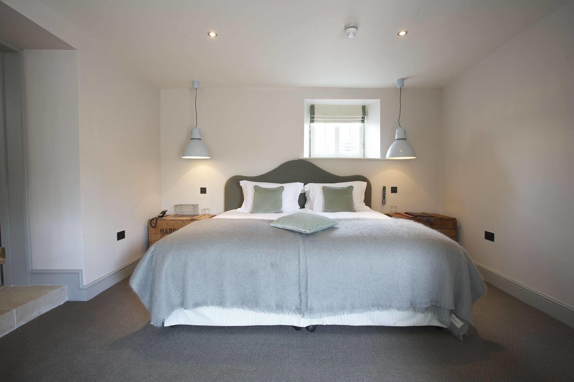The Wheatsheaf Inn Bourton-on-the-Water Extérieur photo