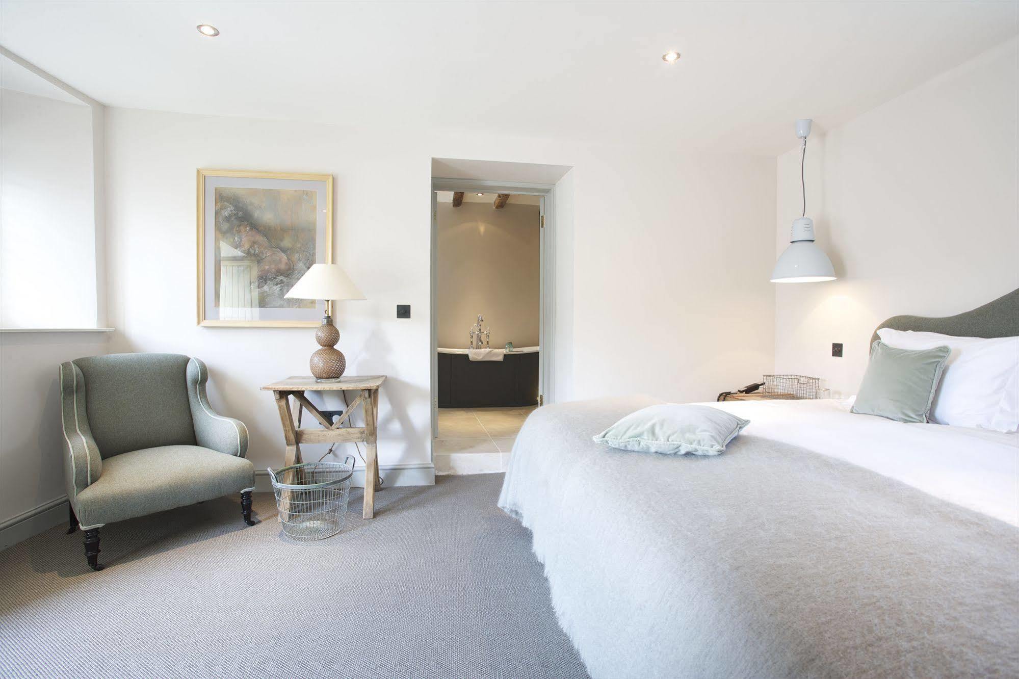 The Wheatsheaf Inn Bourton-on-the-Water Extérieur photo