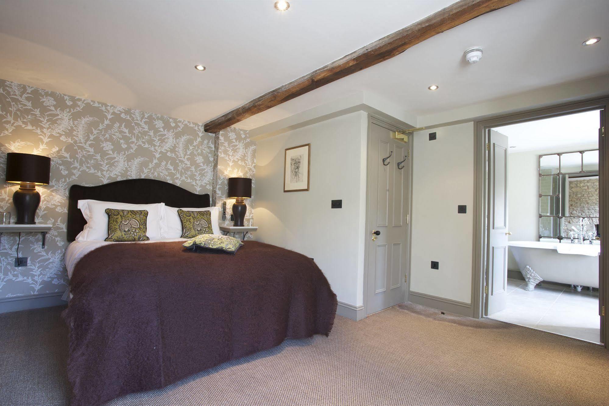 The Wheatsheaf Inn Bourton-on-the-Water Extérieur photo
